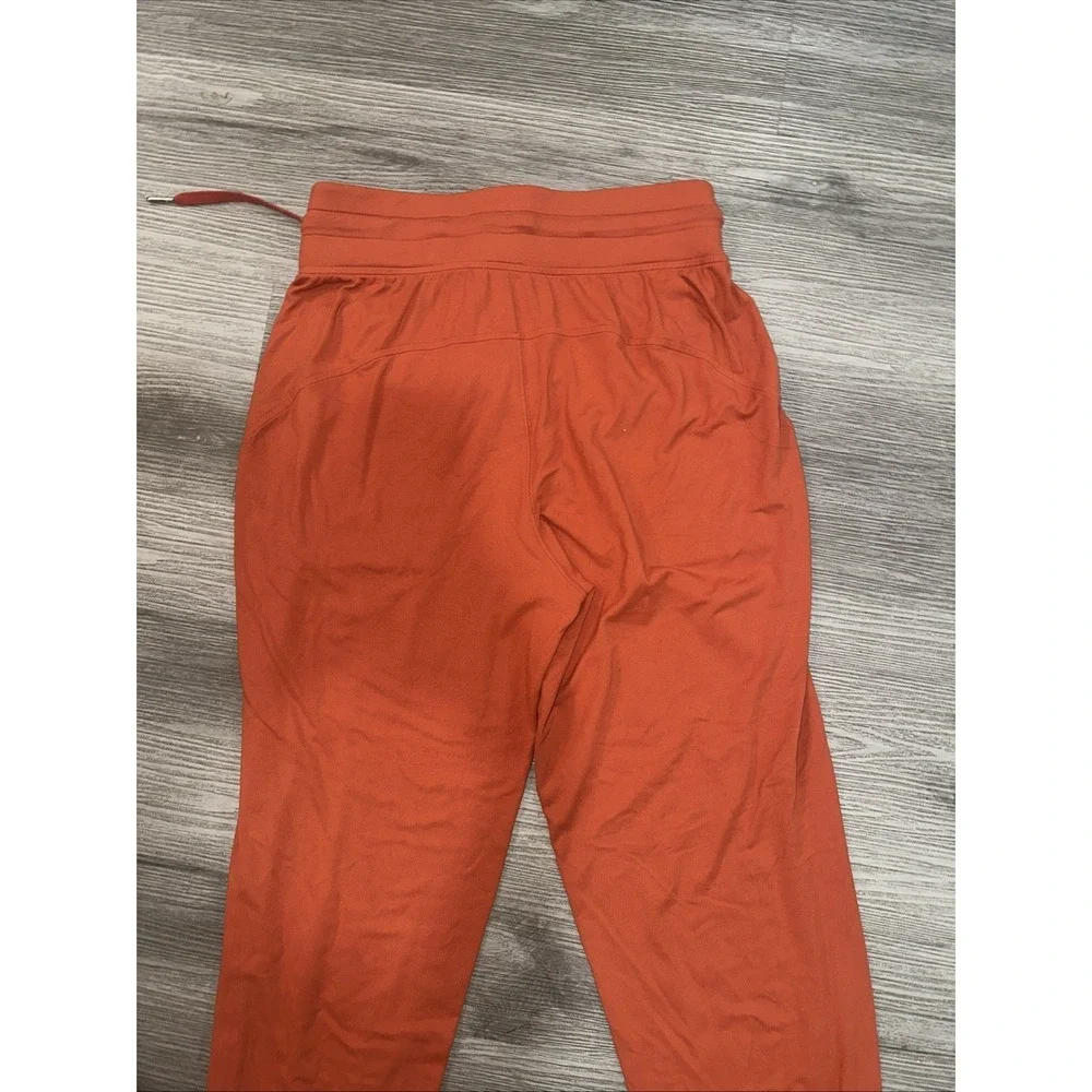 Lululemon‎ ready to rulu jogger Size 4 Rust Brown High Rise
